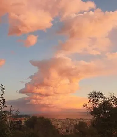 La Vue Dağ evi Nice